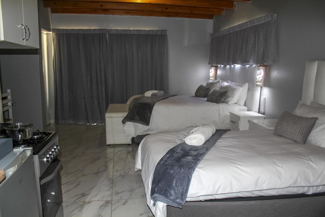 Villa La Sola B&B And Self-Catering 博克斯堡 外观 照片