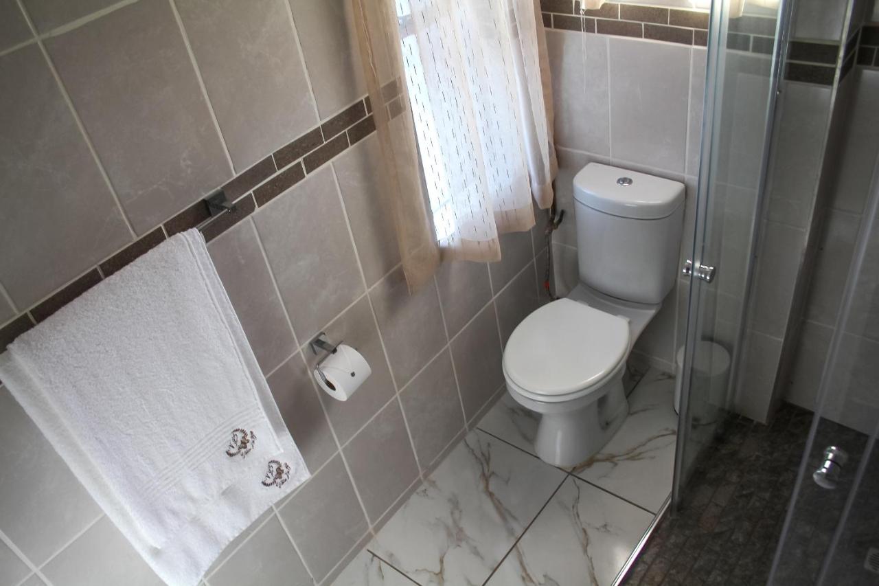 Villa La Sola B&B And Self-Catering 博克斯堡 外观 照片